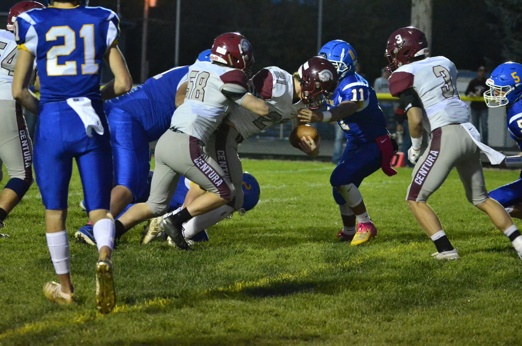 10-18-19 St Paul vs Centura Football (108).JPG